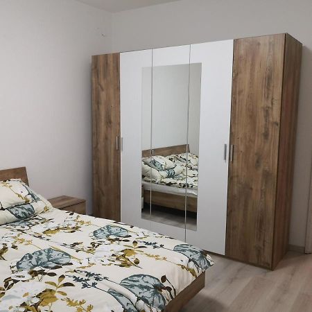 Oasis Apartman Szeged Exterior foto